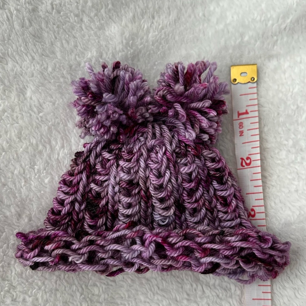 DONATED Purple Hand Knitted Newborn Baby Beanie Hat - Picture 2 of 3